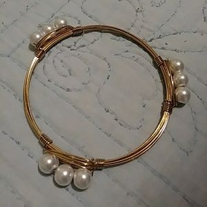 Pearl bracelet